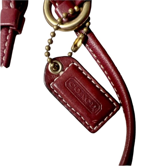 Coach Suede Soho Special Buckle Closure Large Wristlet - Picture 4 of 16